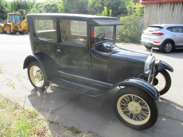 Ford Model T Tudor Sedan