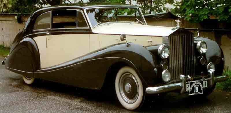 Rolls-Royce_Silver_Wraith_Fixed_Head_Coupe_1952